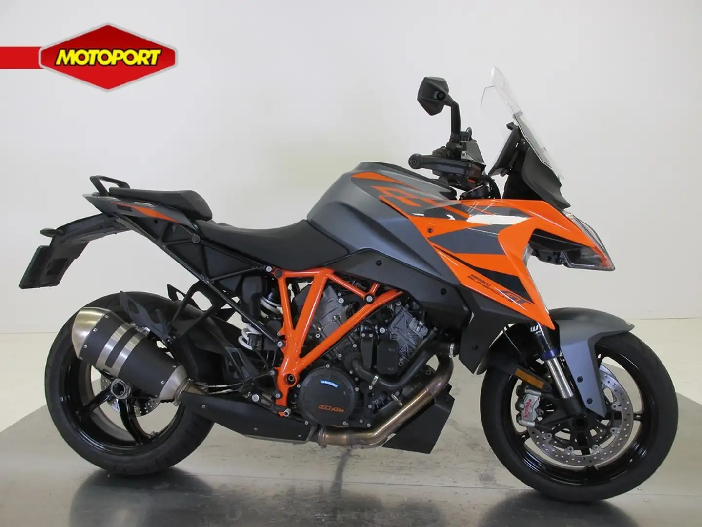KTM 1290 Super Duke GT Narancs - 1