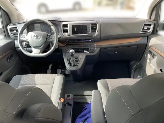 Toyota Proace Verso Crosscamp Flex 2,0 7 S. Ansicht 17