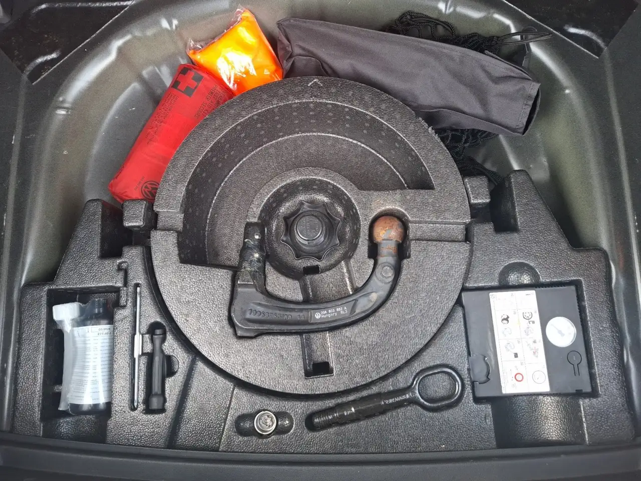 Volkswagen T-Roc 1.0 TSI Style AHK RFK CarPlay ACC SHZ 17