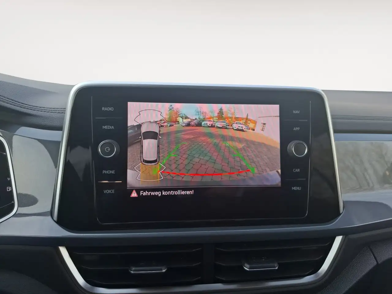 Volkswagen T-Roc 1.0 TSI Style AHK RFK CarPlay ACC SHZ 18