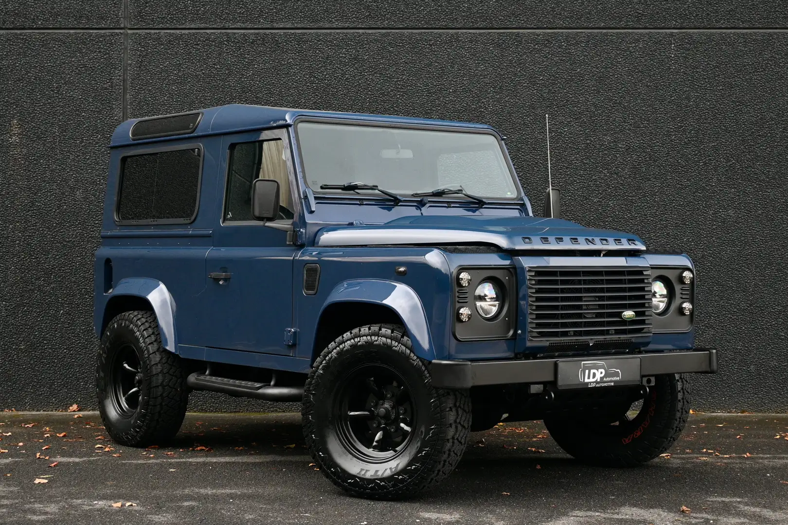 Land Rover Defender 2.4 Turbo - D SE Lichte vracht Bleu - 1