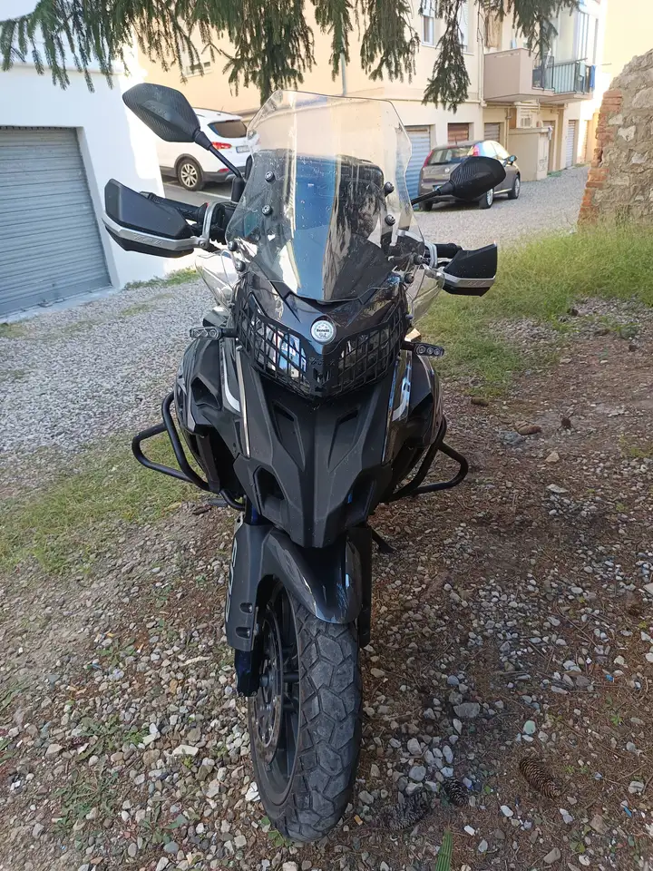 Benelli TRK 502