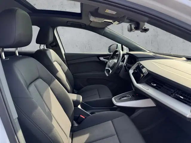 Audi Q4 E-Tron view 13