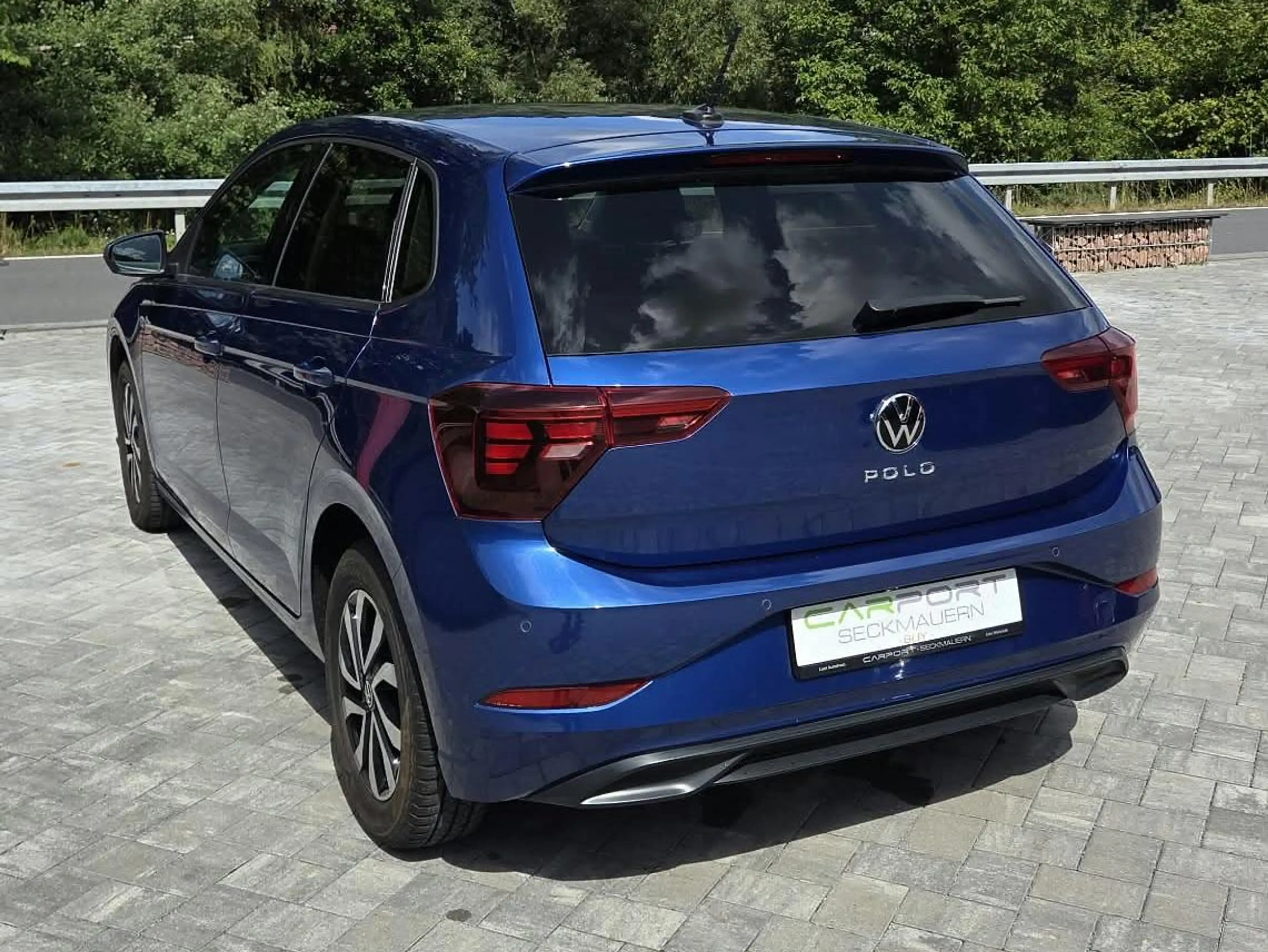 Volkswagen Polo Active — photo 6