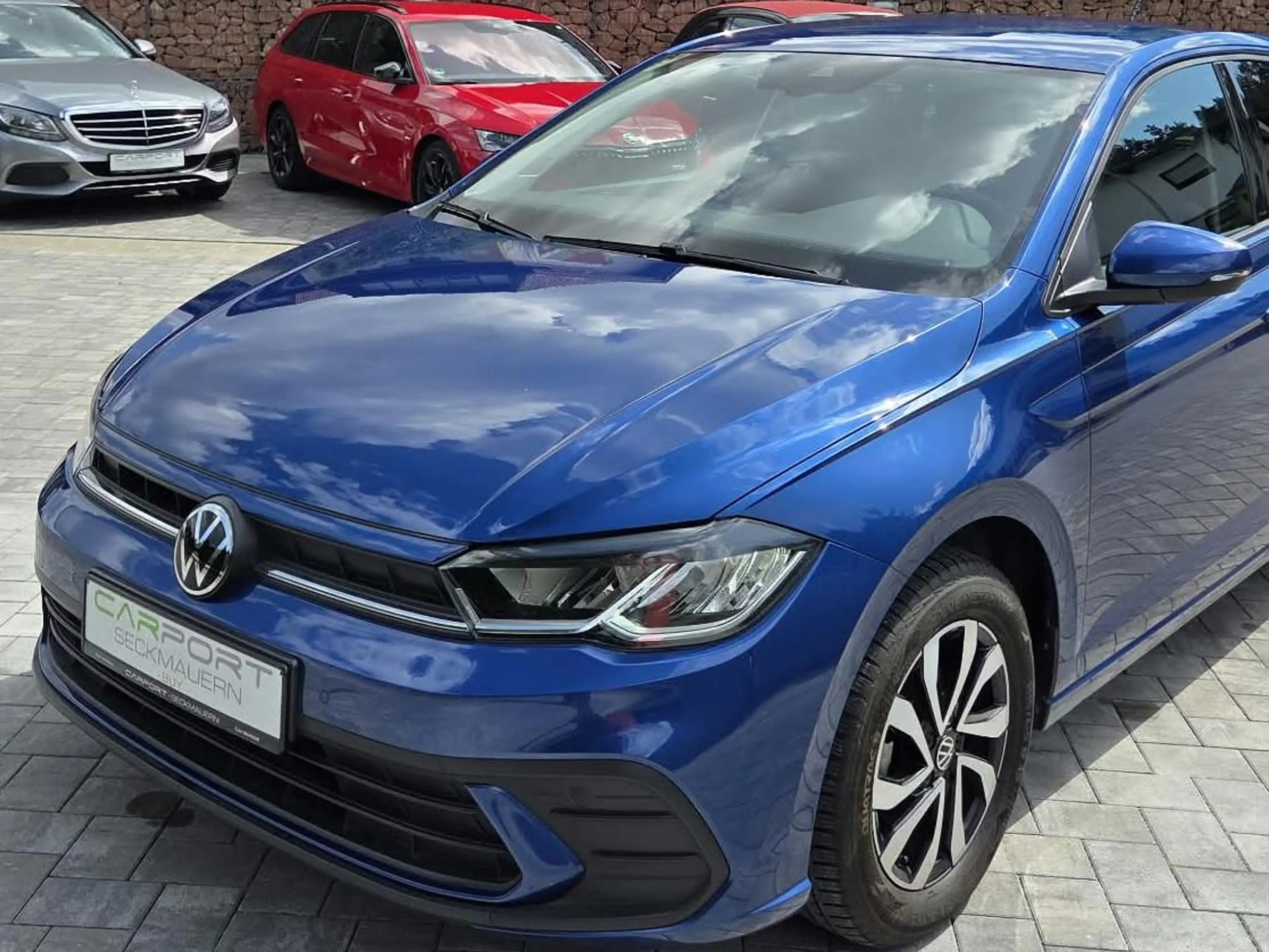 Volkswagen Polo Active — photo 2