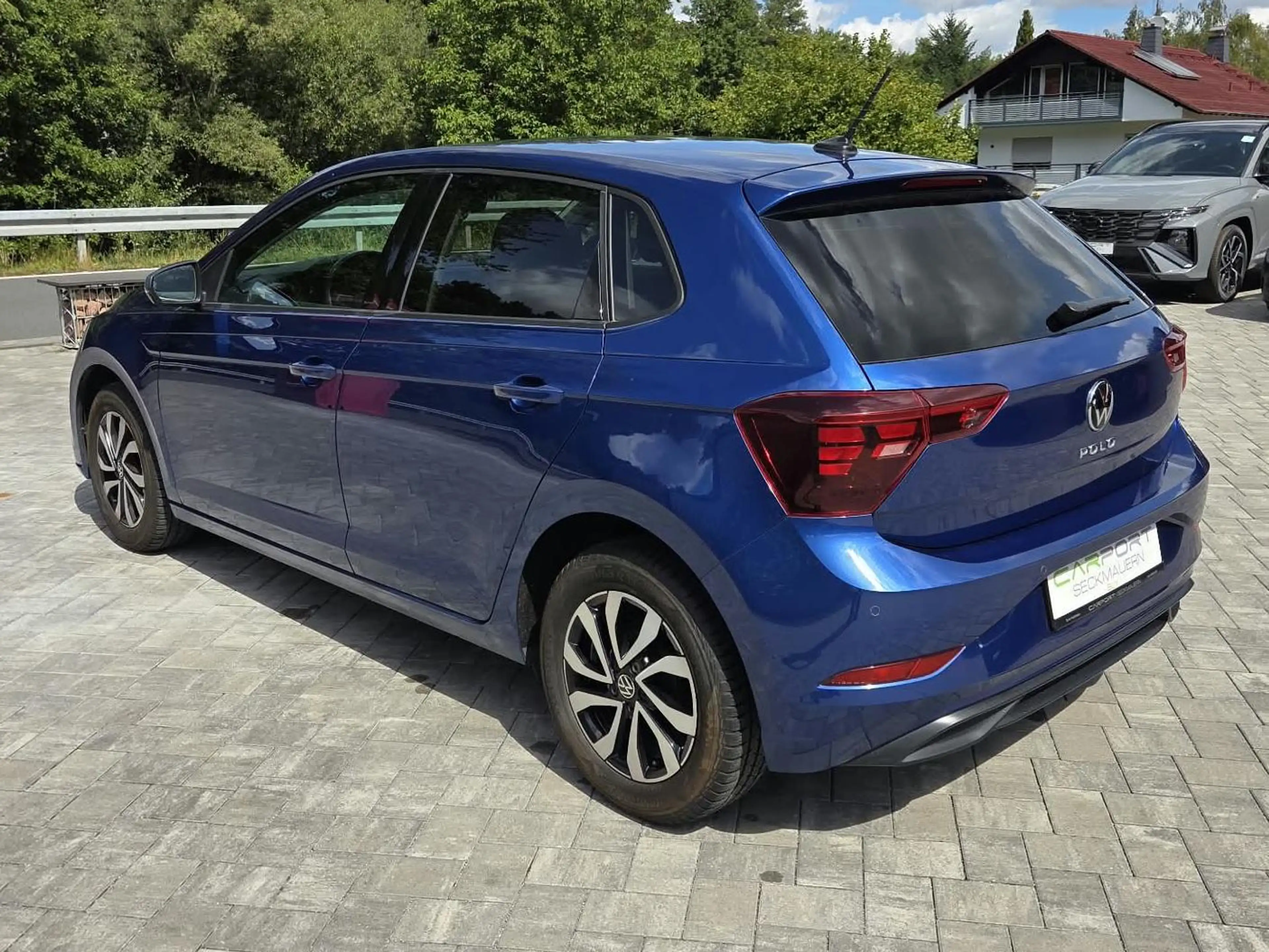 Volkswagen Polo Active — photo 5
