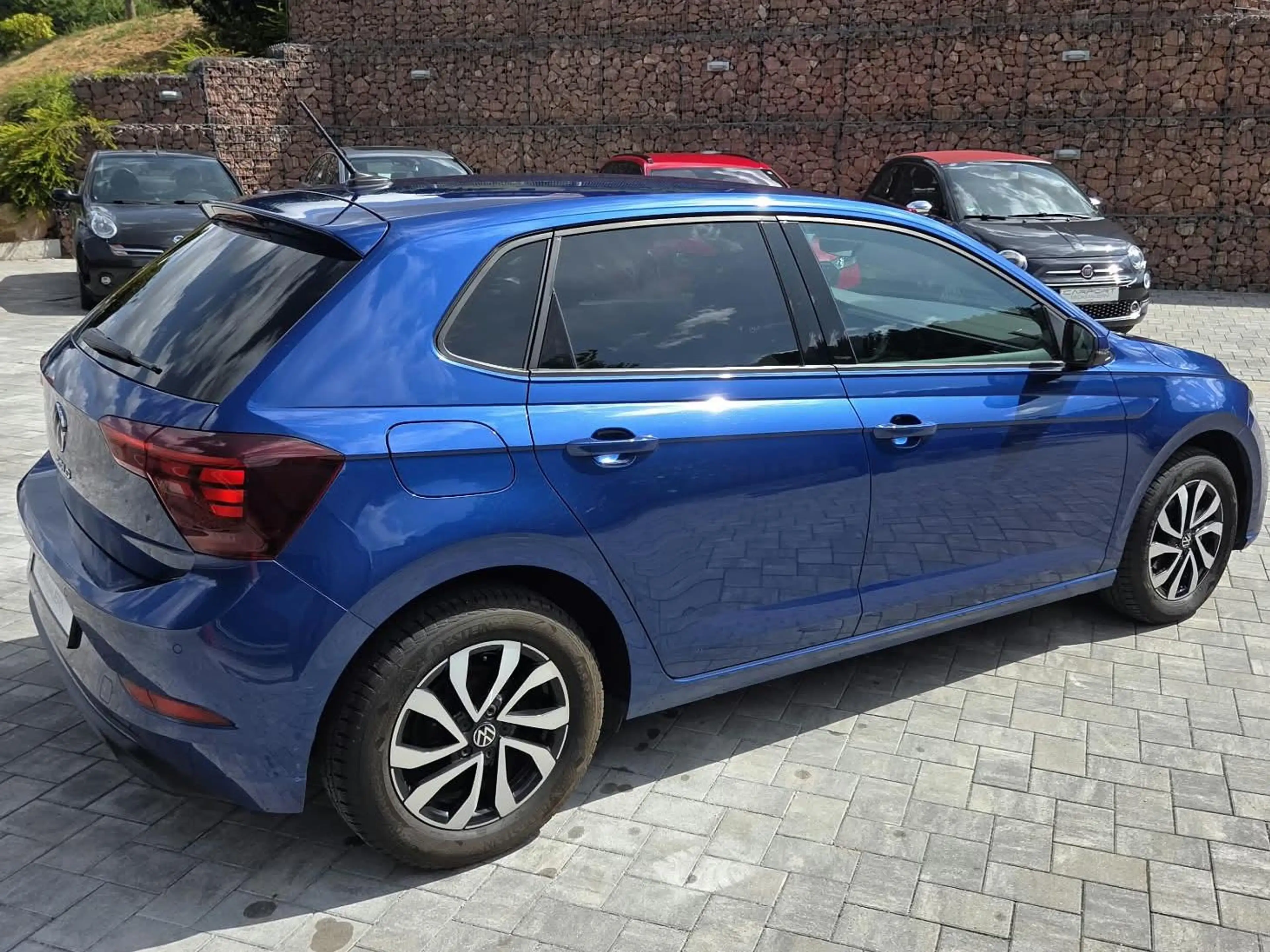Volkswagen Polo Active — photo 7