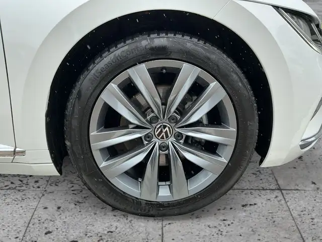 Volkswagen Arteon view 8