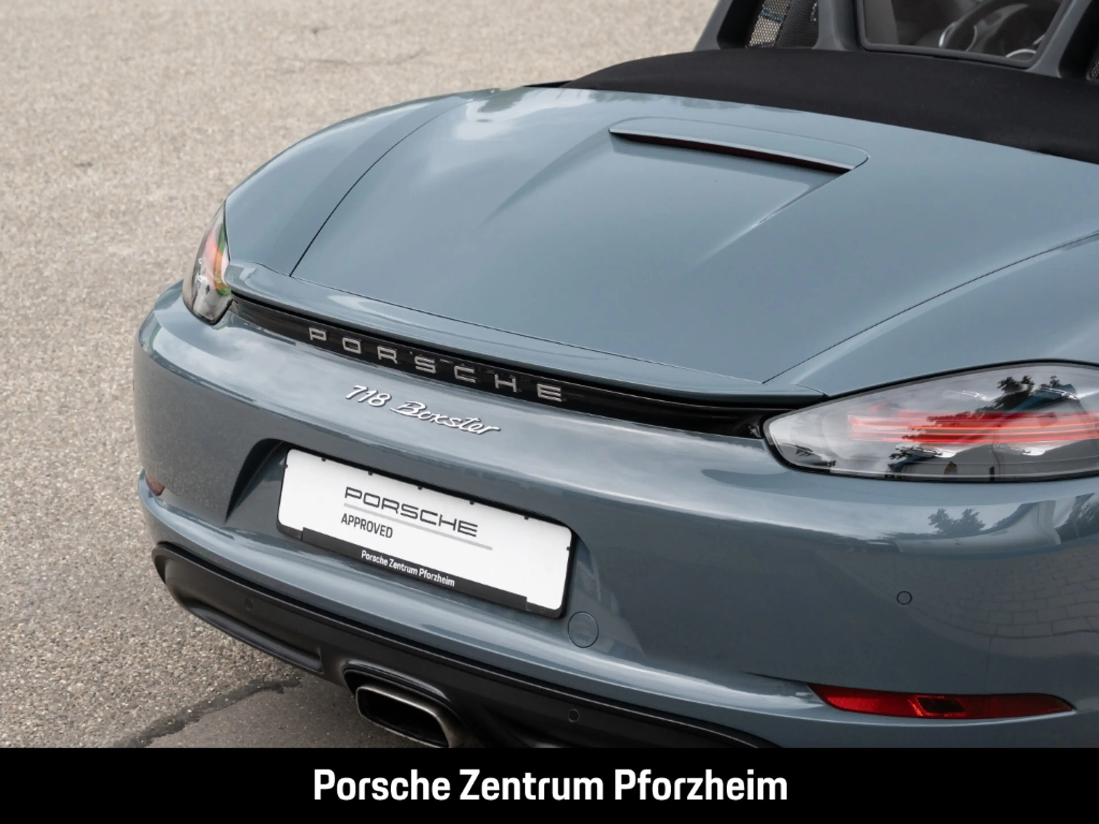 Porsche Boxster 718 — photo 13