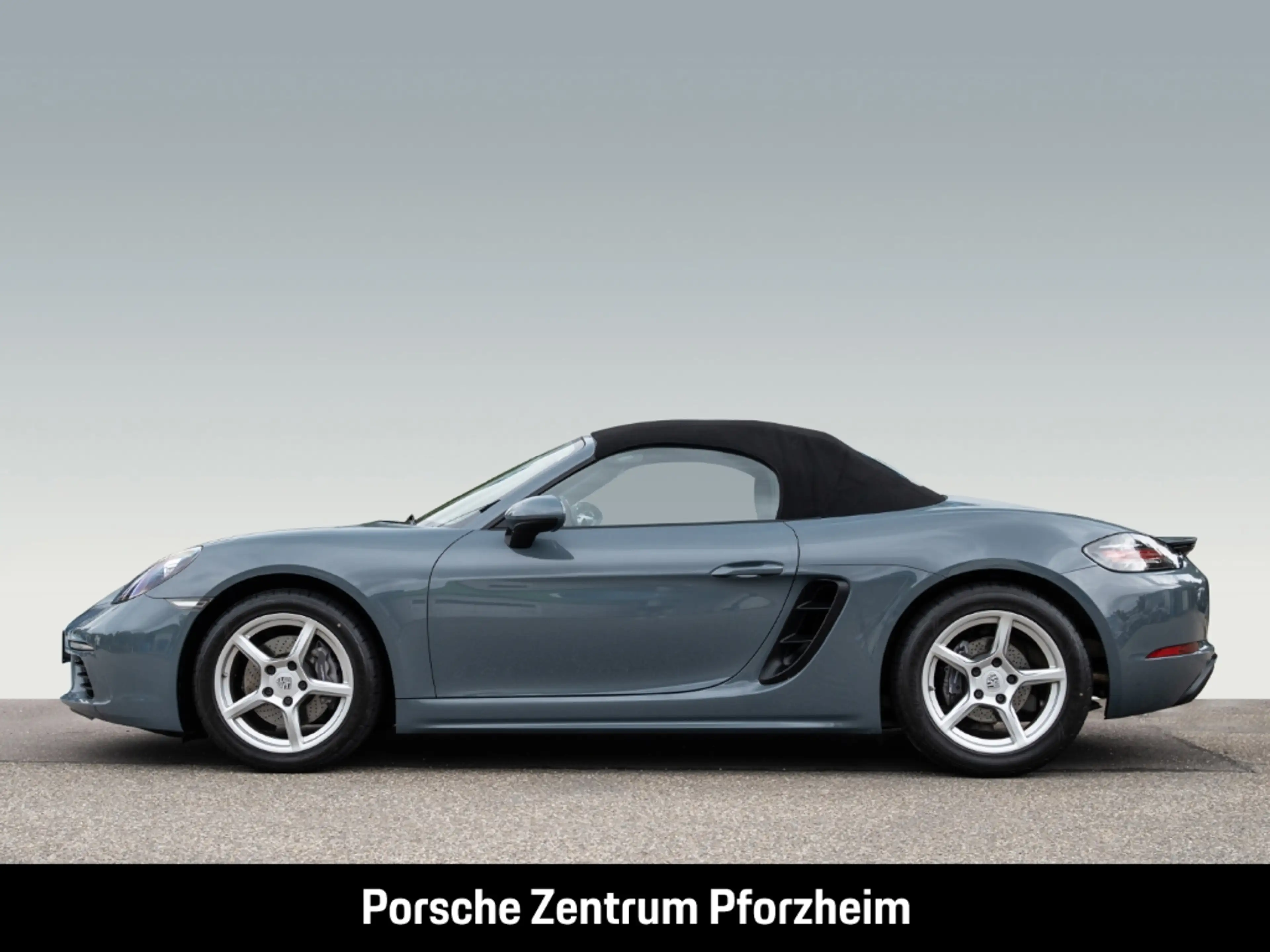 Porsche Boxster 718 — photo 8