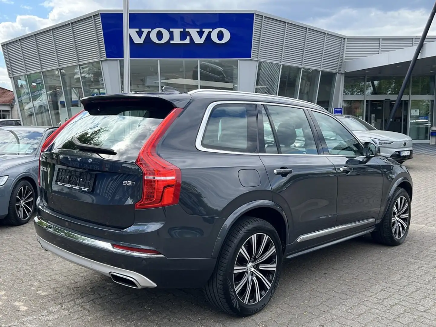 Volvo XC90 B5D (235 PS) AWD|AT8|Insc|LUFT|Xenium-P|ACC|AHK Grau - 2