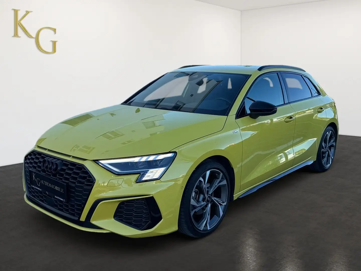 Audi A3 SB 30 TFSI 3x S-line S-tronic ab ca. 233€ monatli Beige - 2