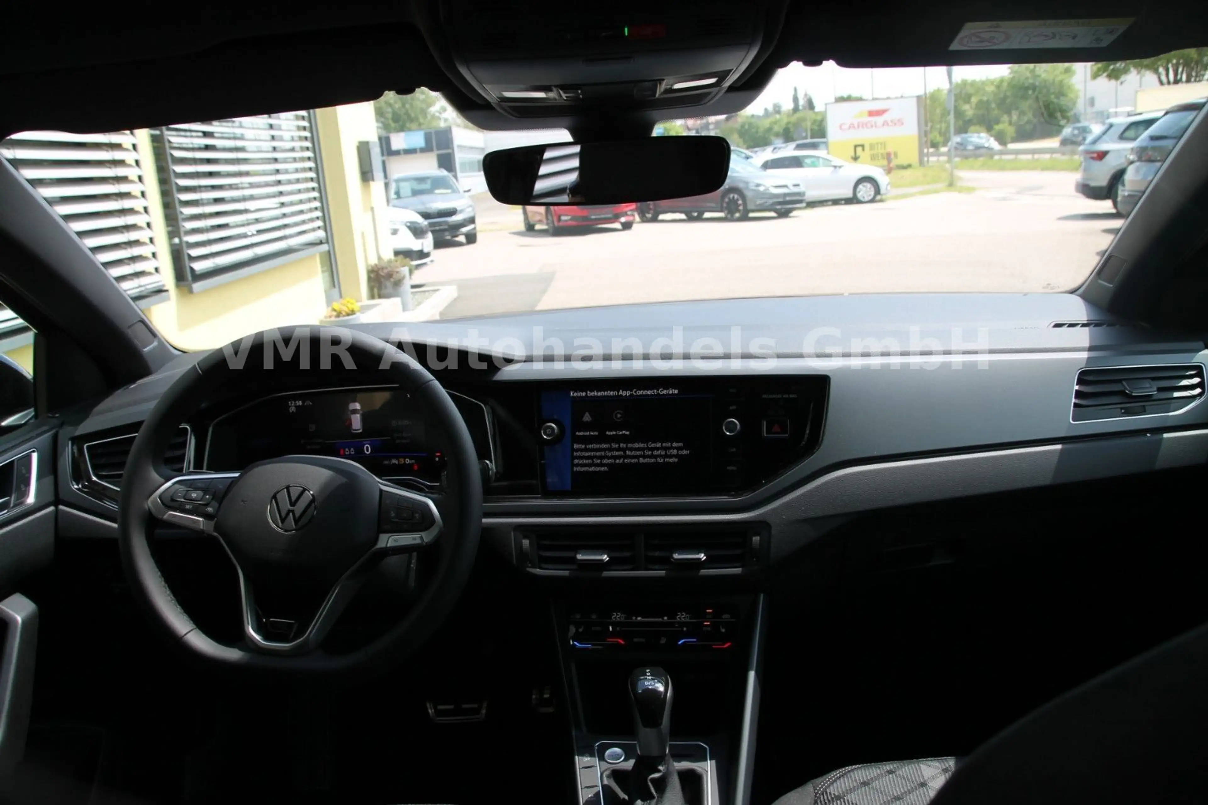 Volkswagen Taigo 1.5 TSI DSG R-Line *5J.Gar.*AHK*18"*Kamera — photo 14