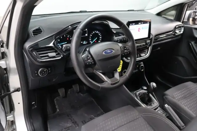 Ford Fiesta view 12