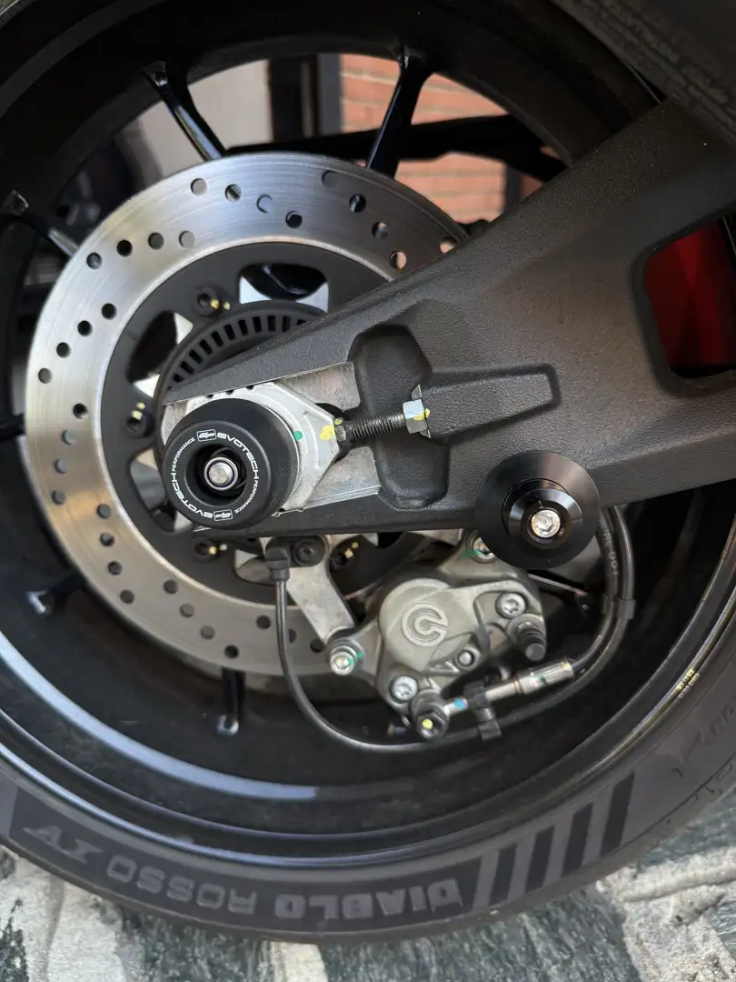 Ducati Monster 937 SP - 2