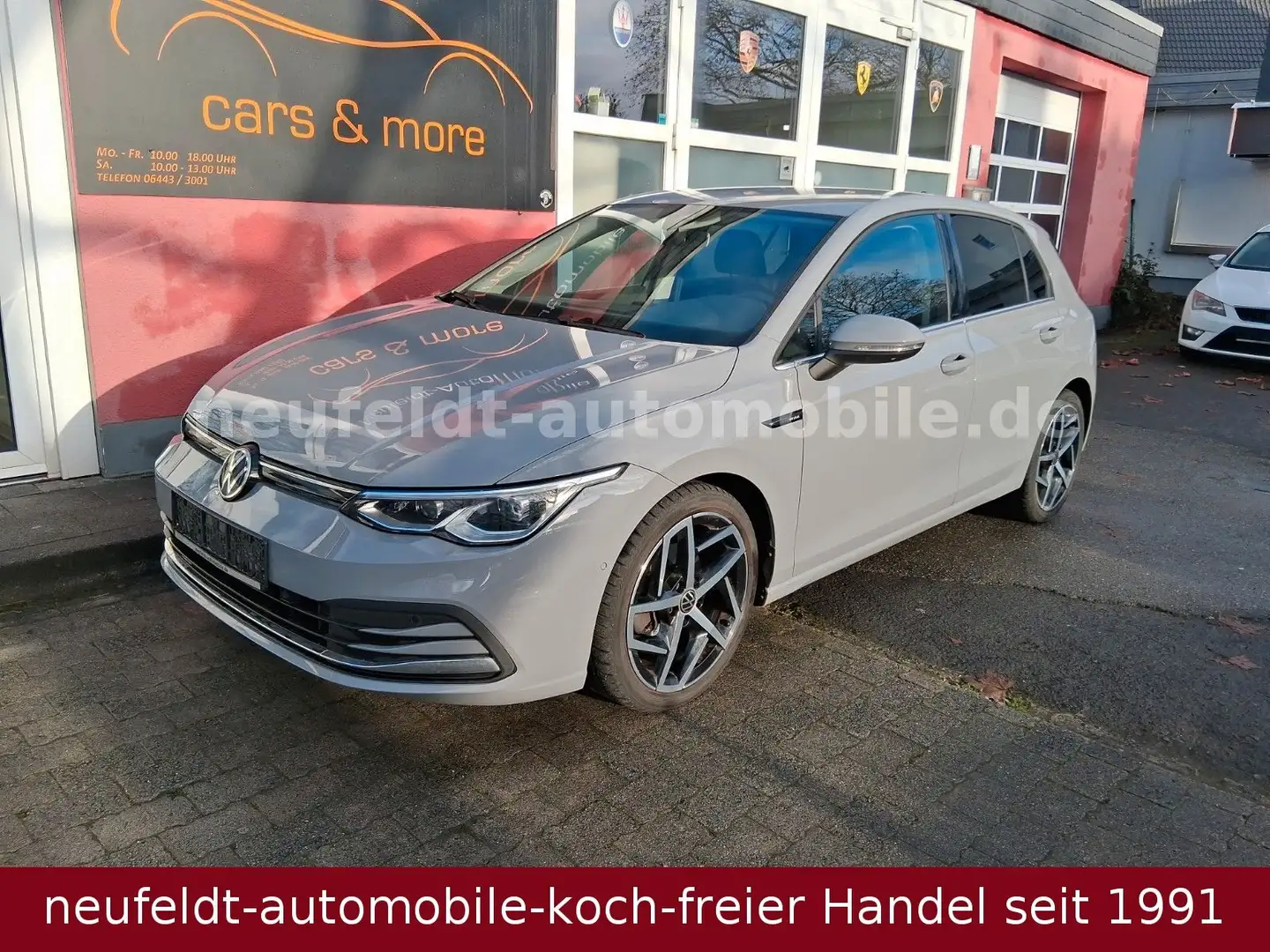 Volkswagen Golf VIII Lim. Style eTSI Gris - 1