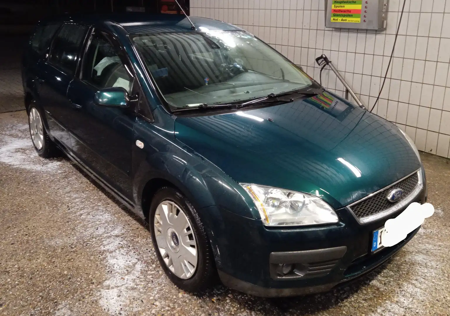 Ford Focus Focus Turnier 1.6 16V Ghia Зелёный - 1
