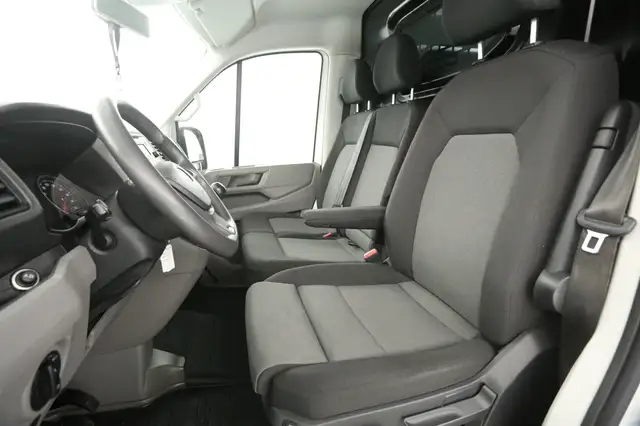 Volkswagen Crafter view 9