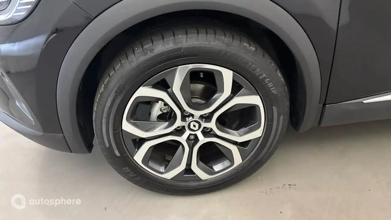 Renault Captur — photo 20