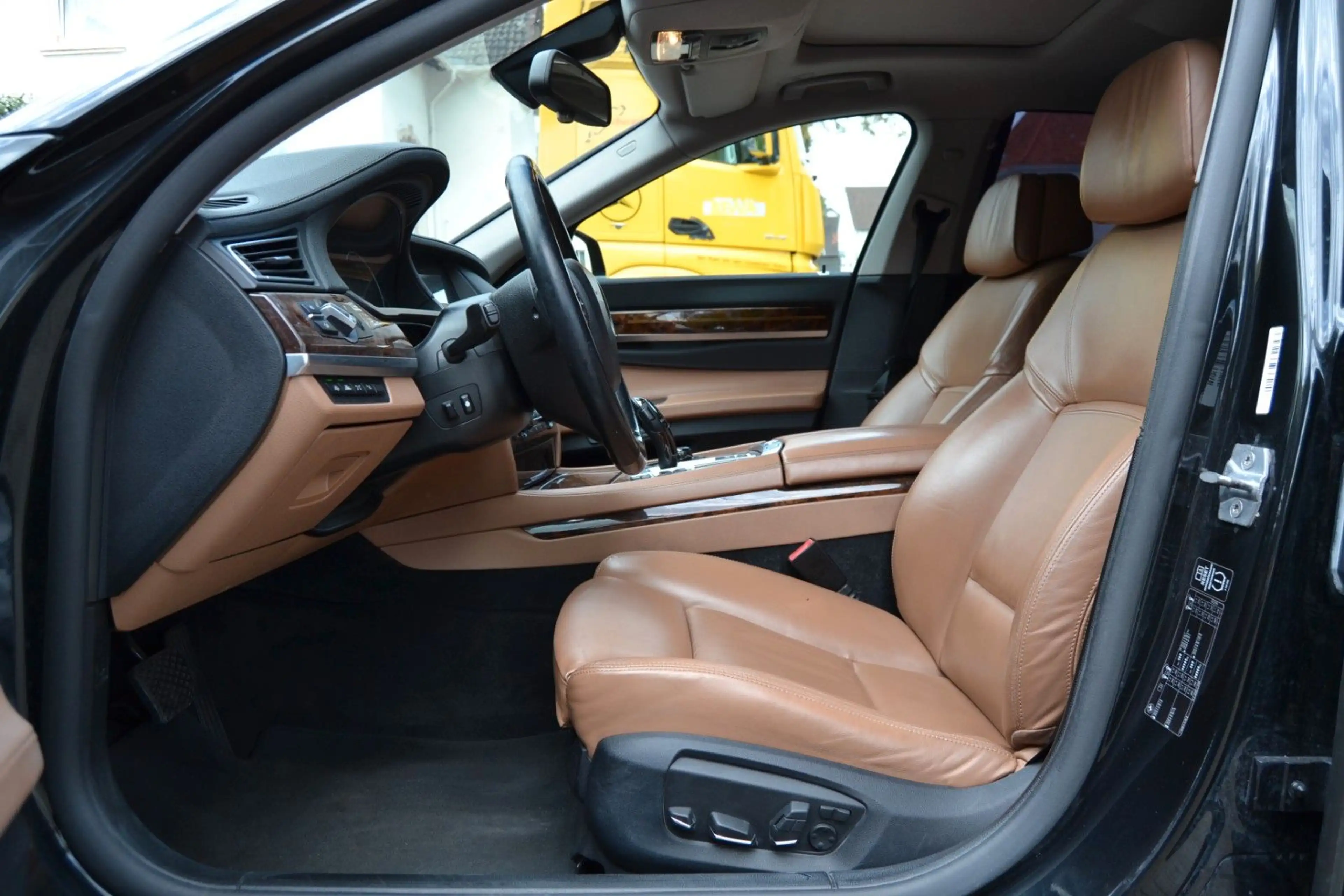 BMW 740 d*AT Motor mit 126Tkm*HuD*4 Zonen*ACC*Kamera* — photo 11