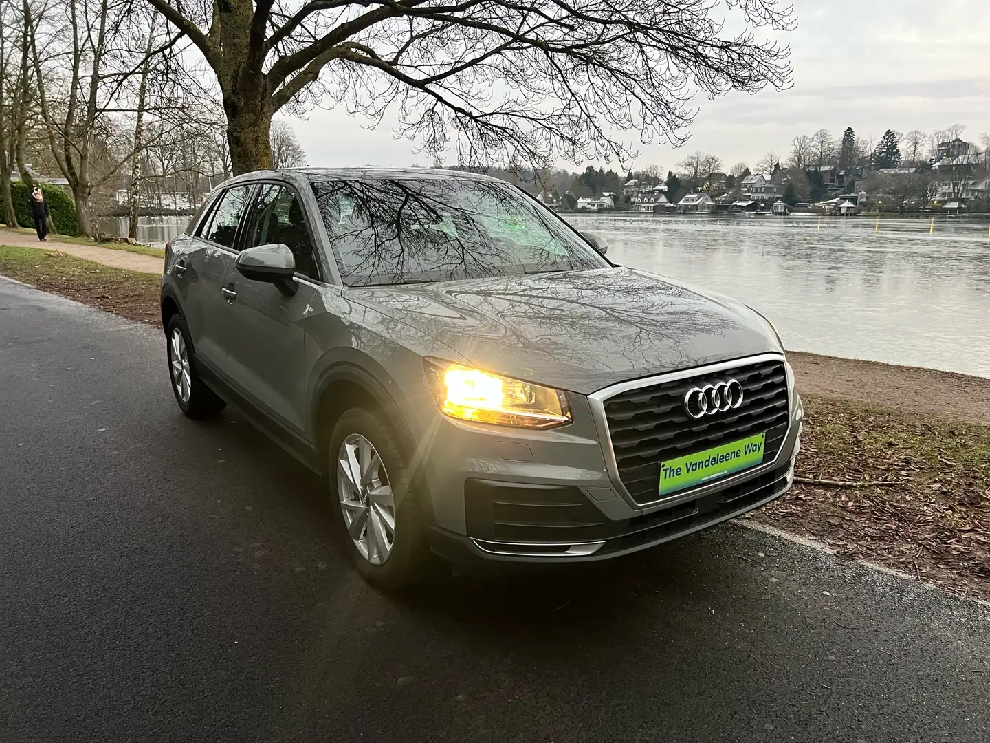 Audi Q2 30 TFSI S tronic (EU6d-TEMP) Grijs - 1