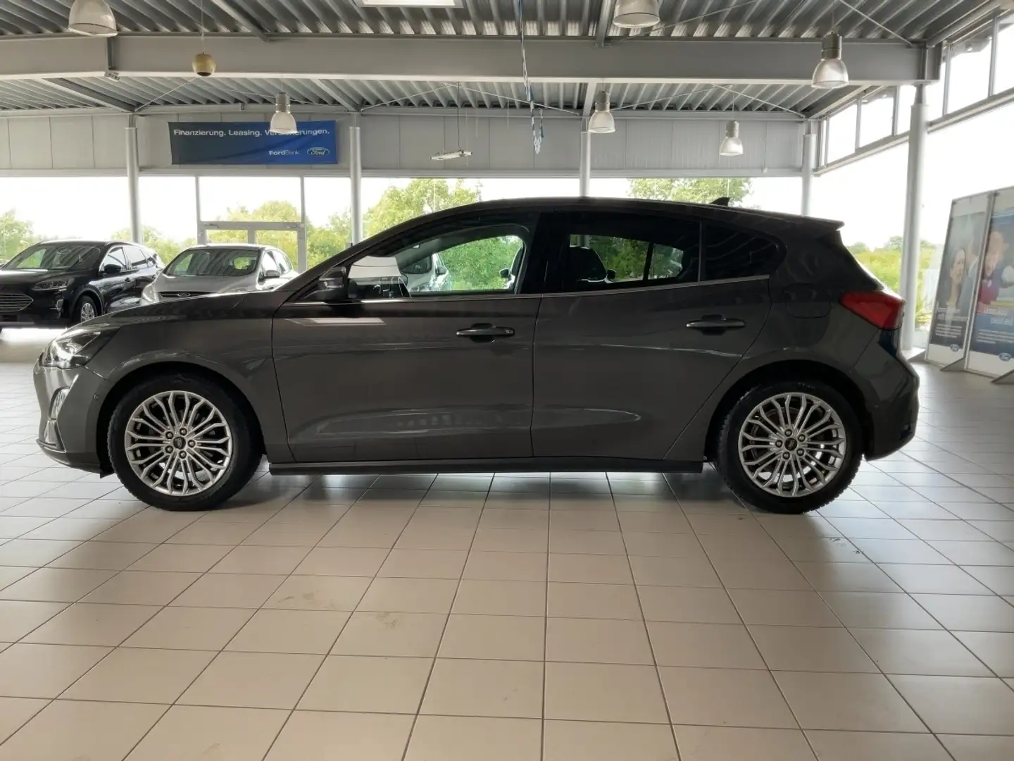 Ford Focus Eco Boost,Titanium Rückfahrkamera Gris - 2