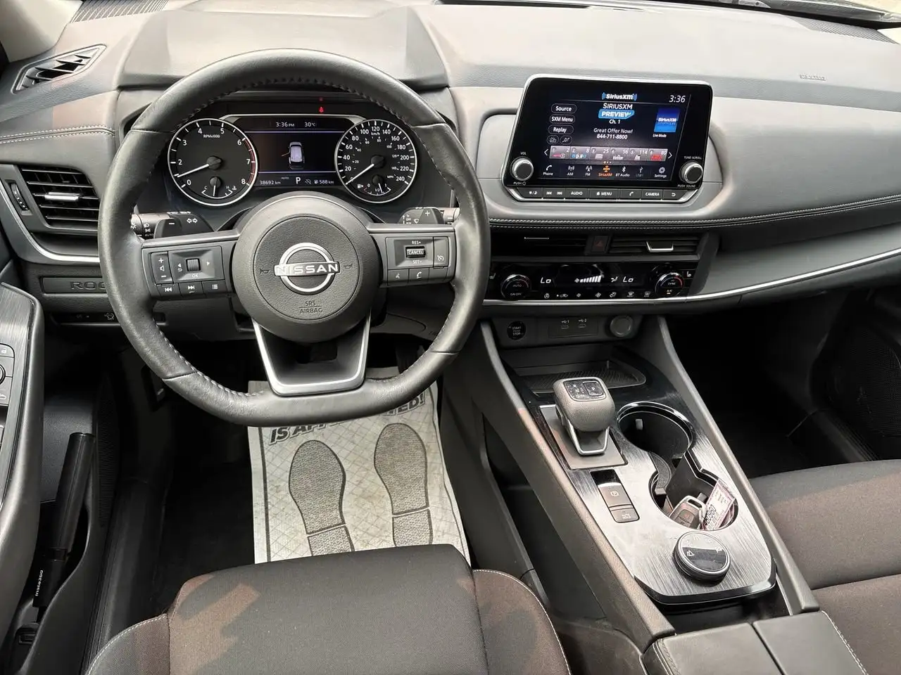 Nissan Rogue photo Nissan Rogue