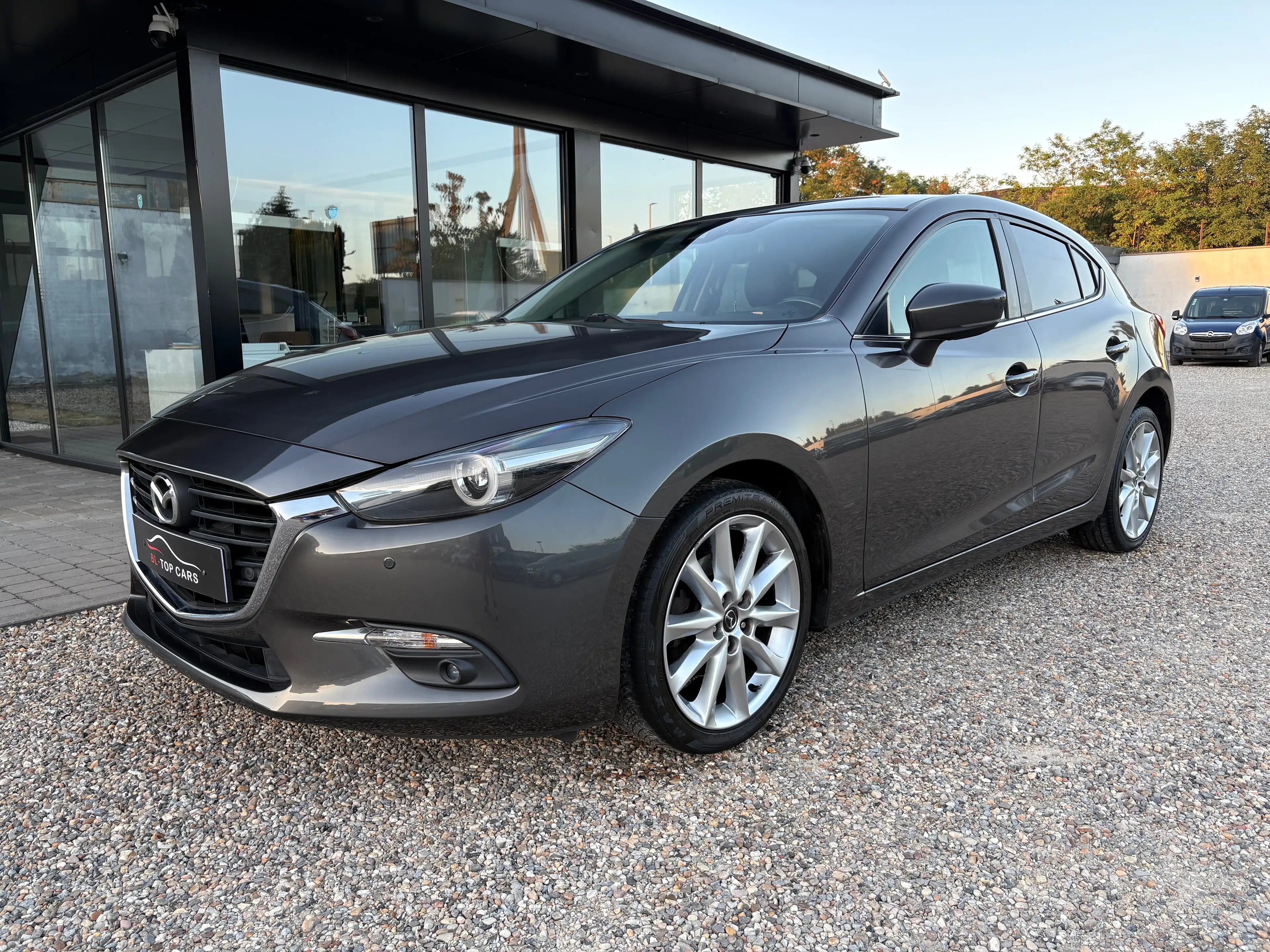 Mazda 3 3 2.0i Skydrive