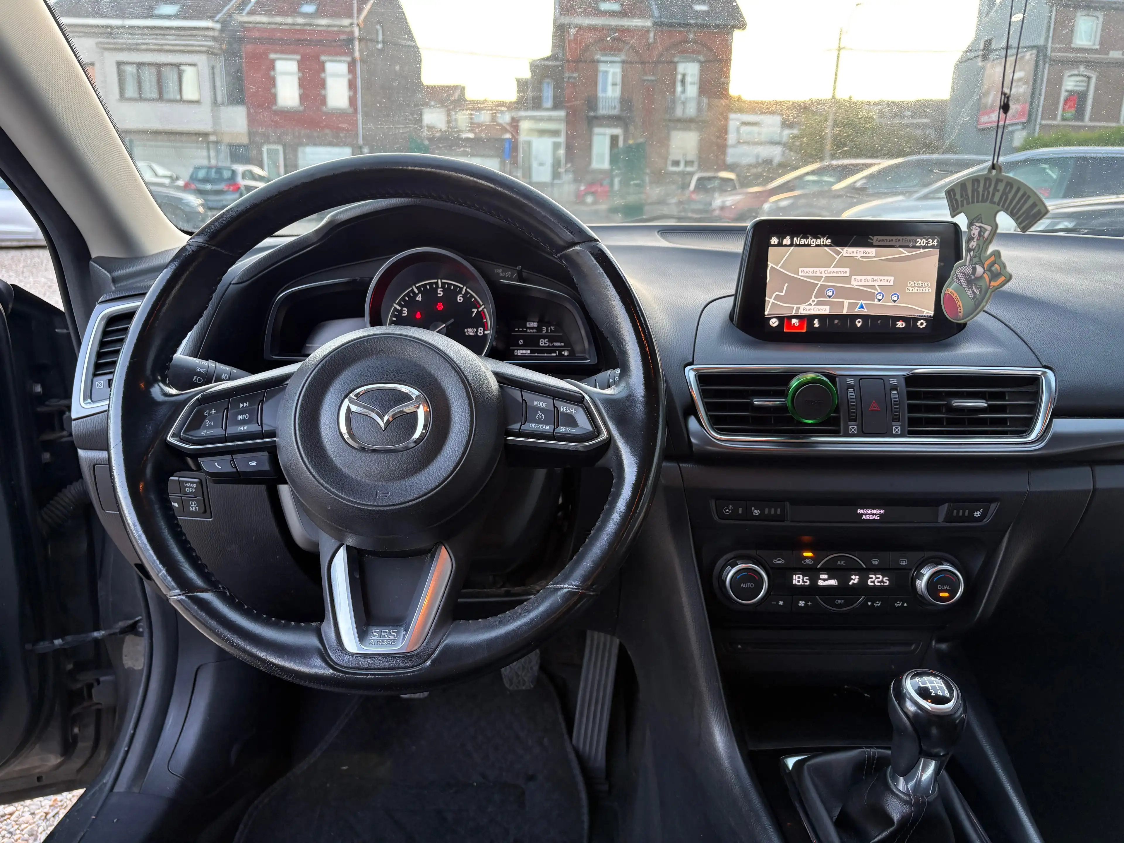 Mazda 3 3 2.0i Skydrive — photo 13