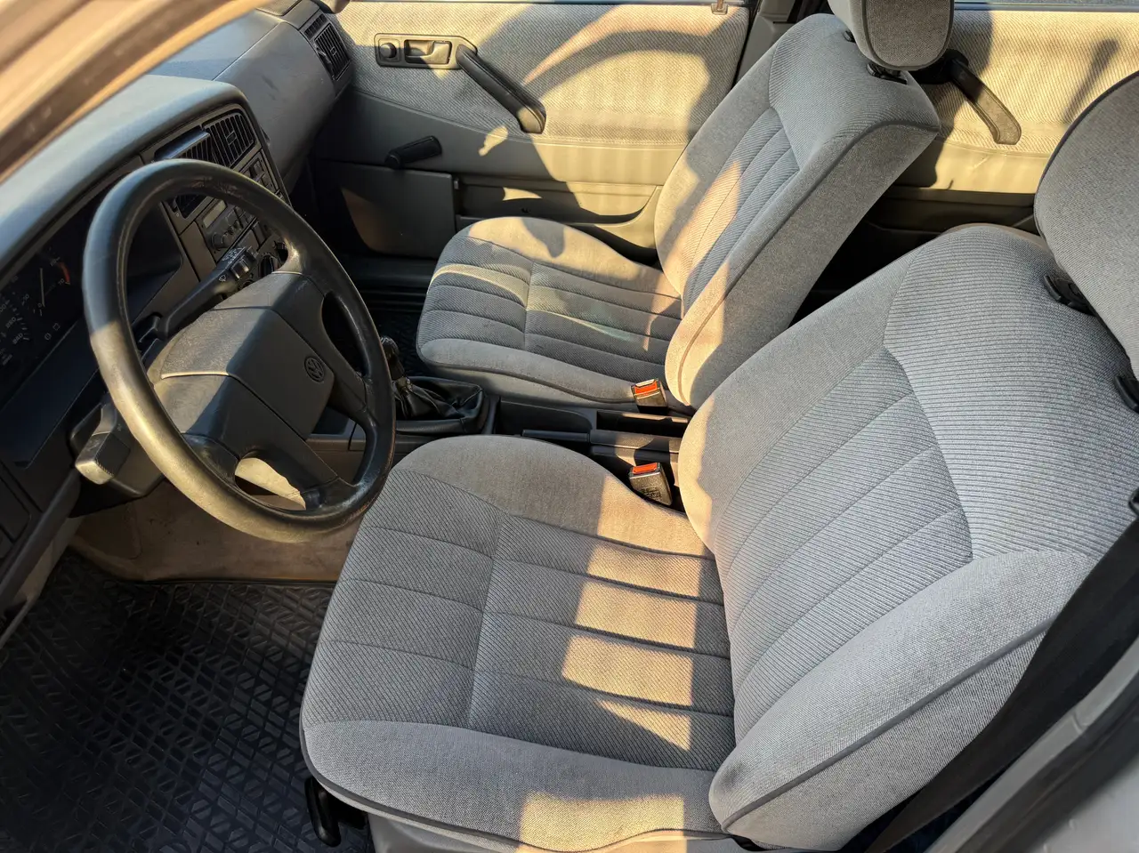 Volkswagen Passat Variant 1.8 GL *braucht Arbeit*AHK*eSD*GJ-Reifen*, foto 9