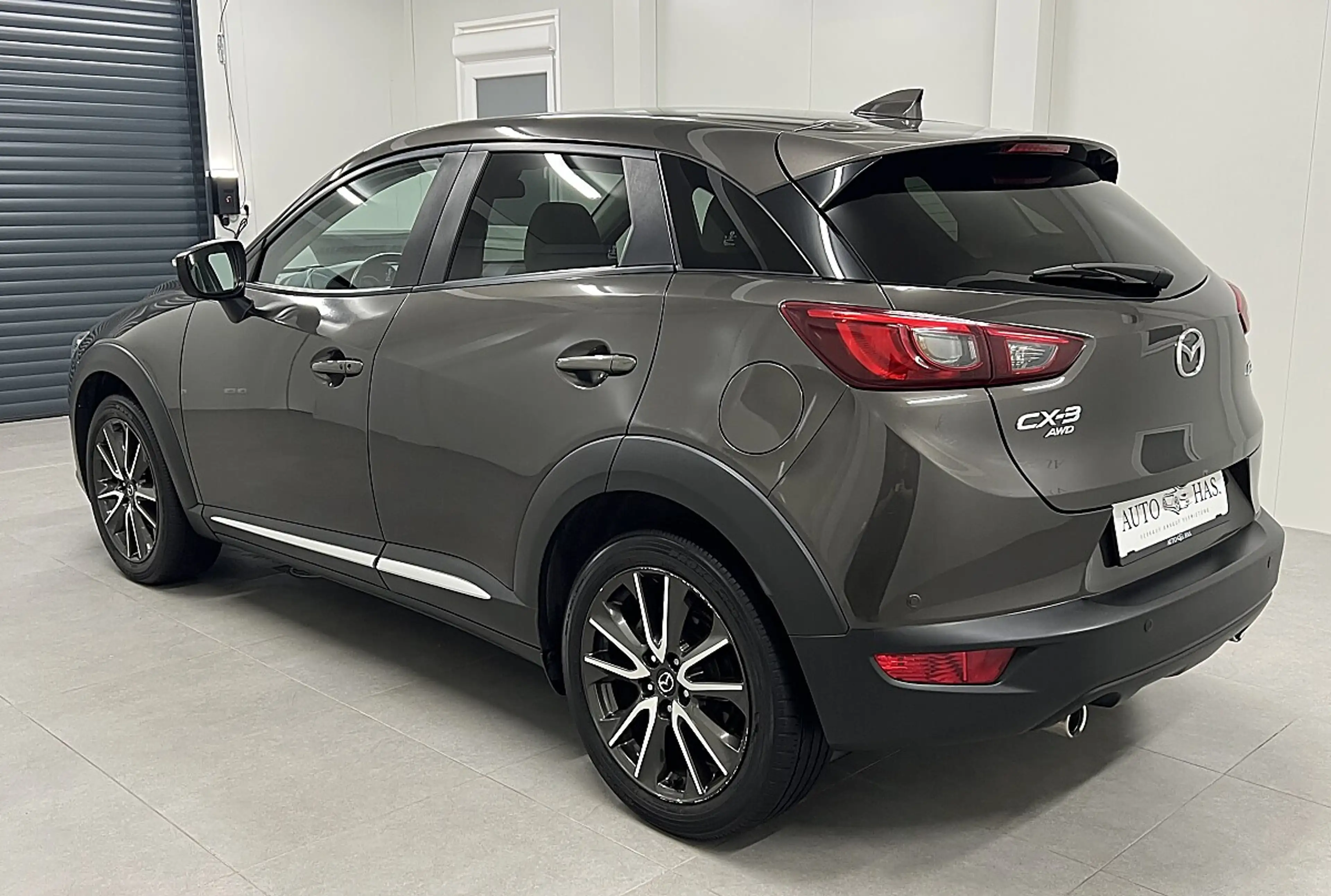 Mazda CX-3 CD105 AWD Revolution Top *DAB*Head-Up*Bose* — photo 9