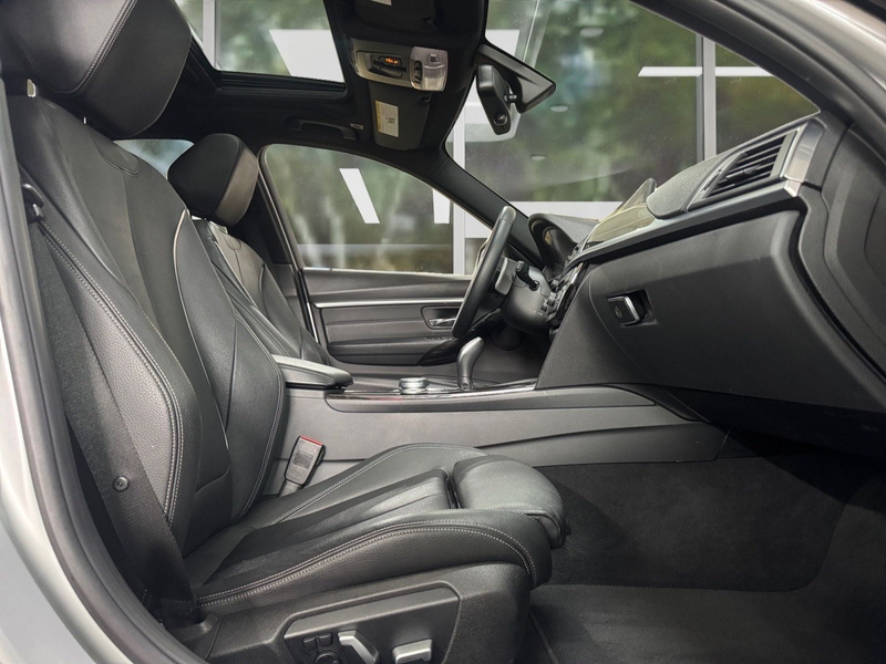 BMW 330 i Limousine xDrive M Sport Edition Aut — photo 7