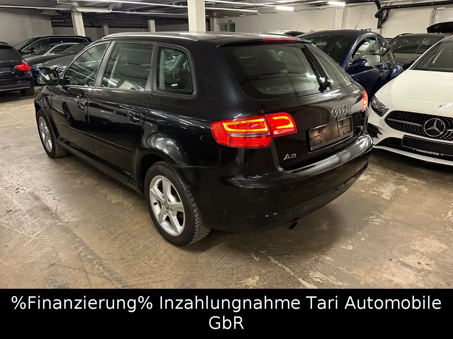 Audi A3 Sportback 1.6 Attraction Audi-Scheckheft,1.Hd Black - 1