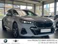 BMW 520 i Tour.M Sport Pro ICONIC/360°/HUD/AHK/HK/20" Grau - thumbnail 1