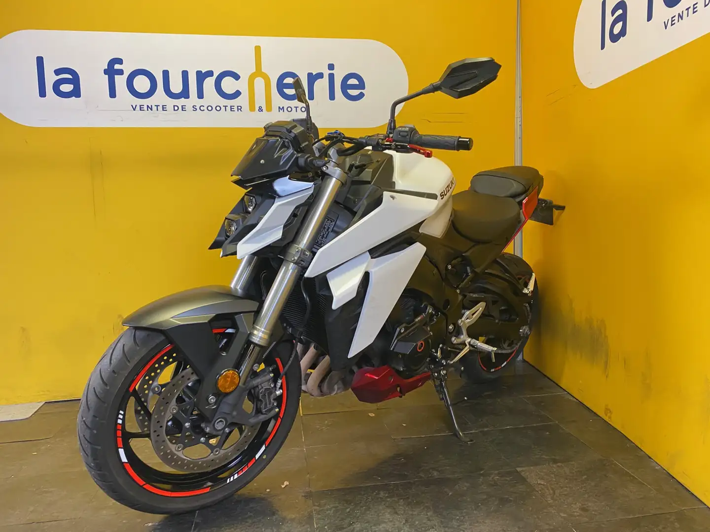 Suzuki GSX-S 950 Fehér - 1