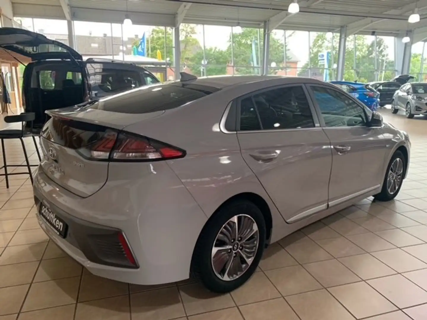 Hyundai IONIQ Style Plug-In Hybrid Kamera, NAVI, 8xAlu, Key-Less Grau - 2