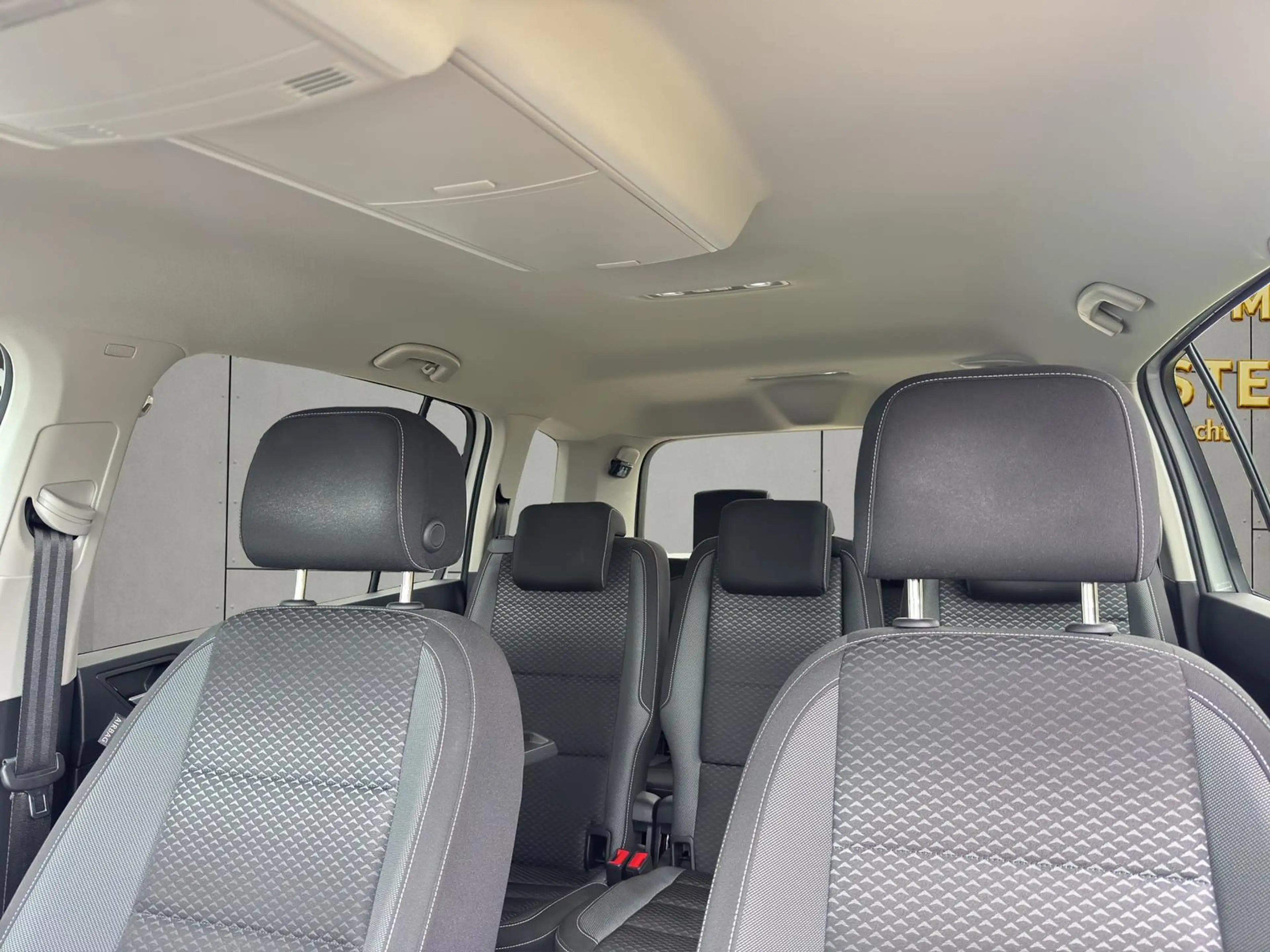 Volkswagen Touran Active 1.5 TSI DSG 7-Sitze Navi ACC SHZ — photo 17