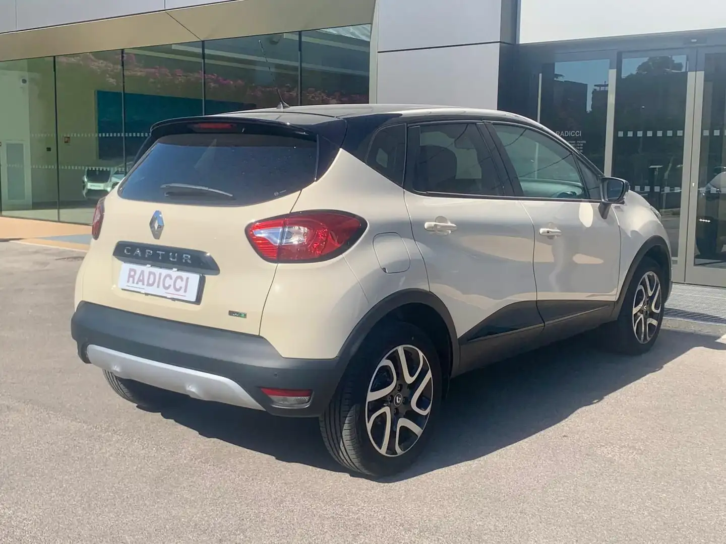 Renault Captur dCi 8V 90 CV EDC S&S Energy Hypnotic - 2