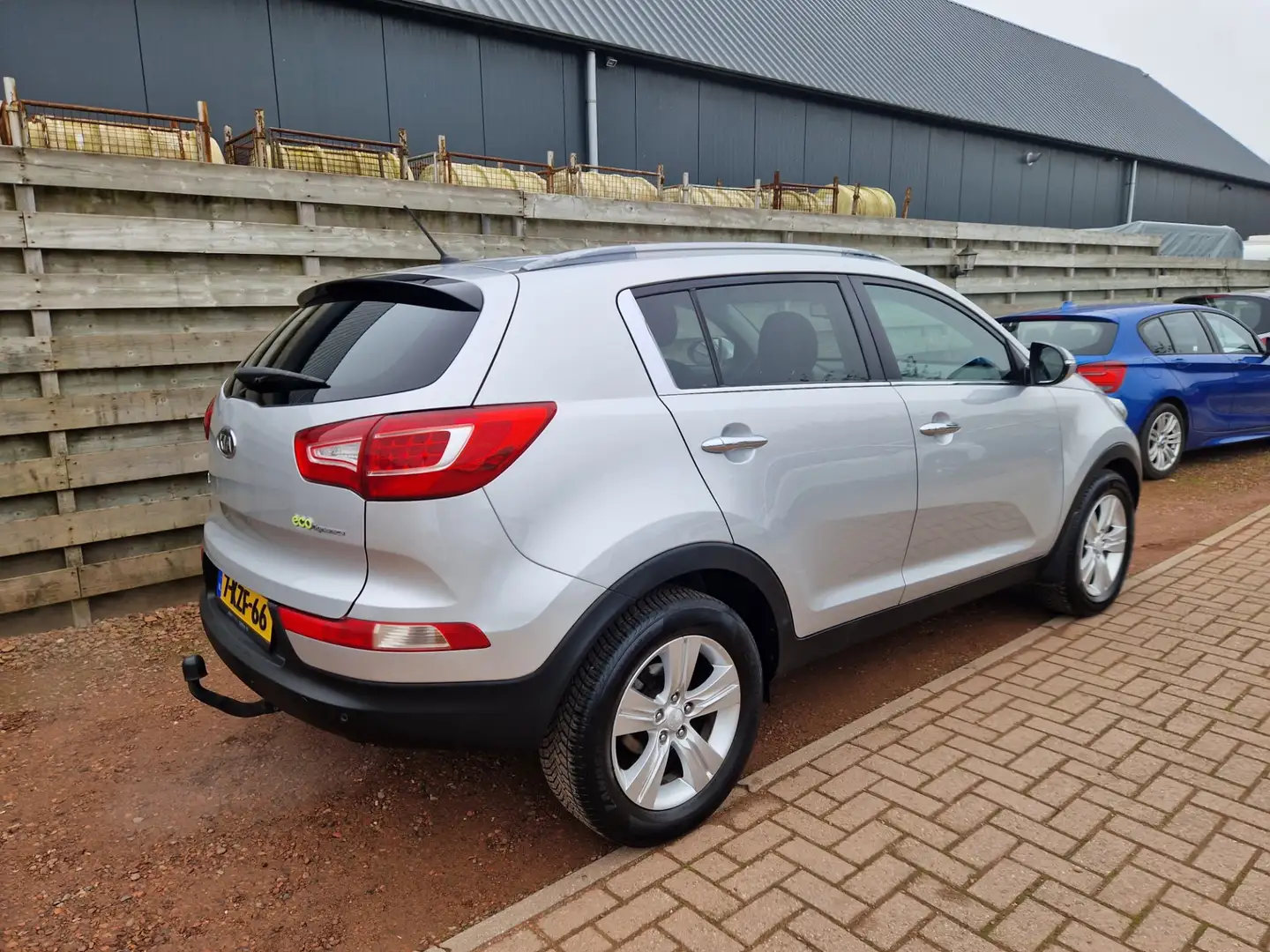 Kia Sportage 1.6 GDI Plus Pack Grijs - 2