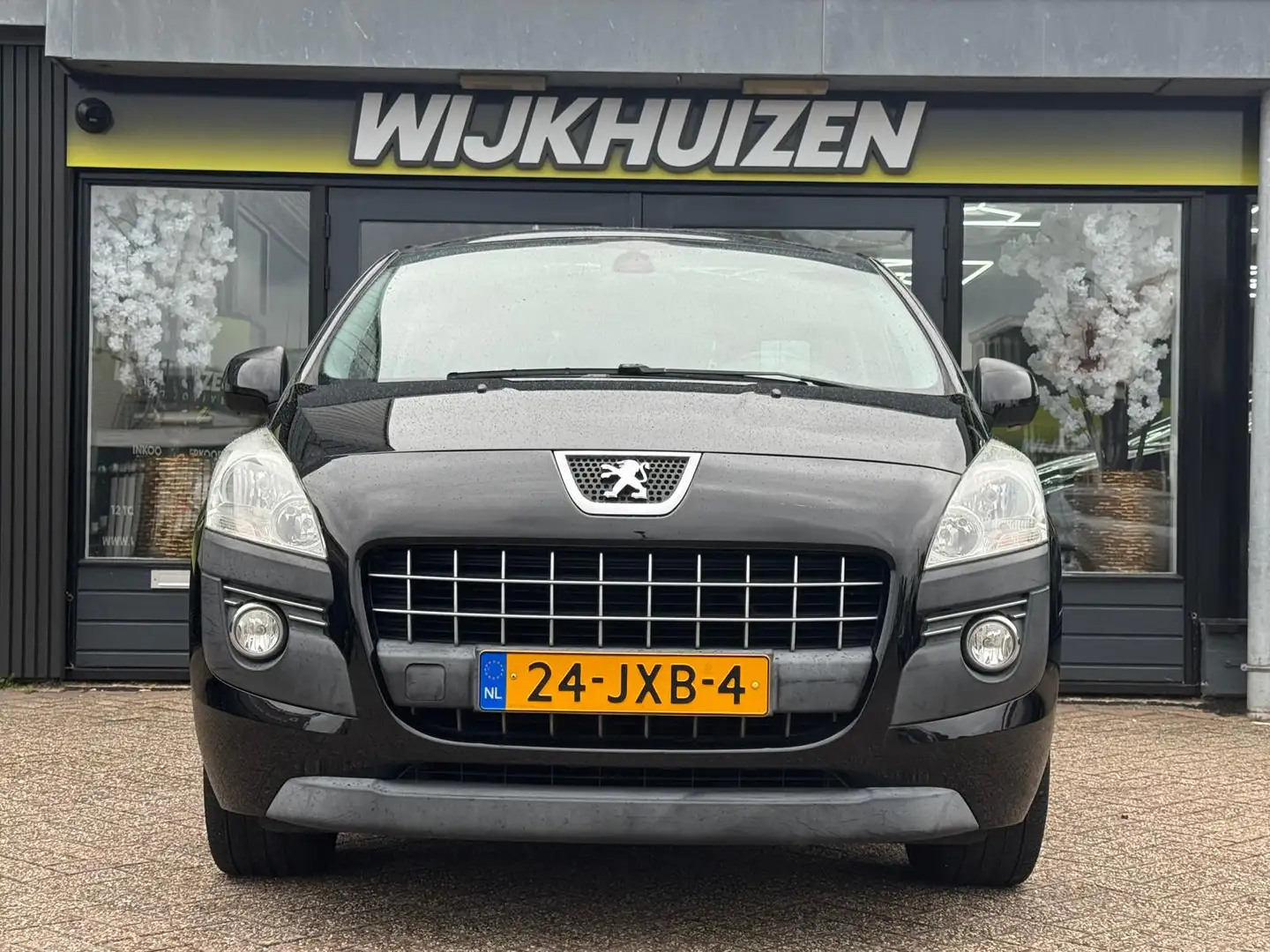 Peugeot 3008 1.6 VTi Première met Panorama dak !!! Navigatie !! Zwart - 2