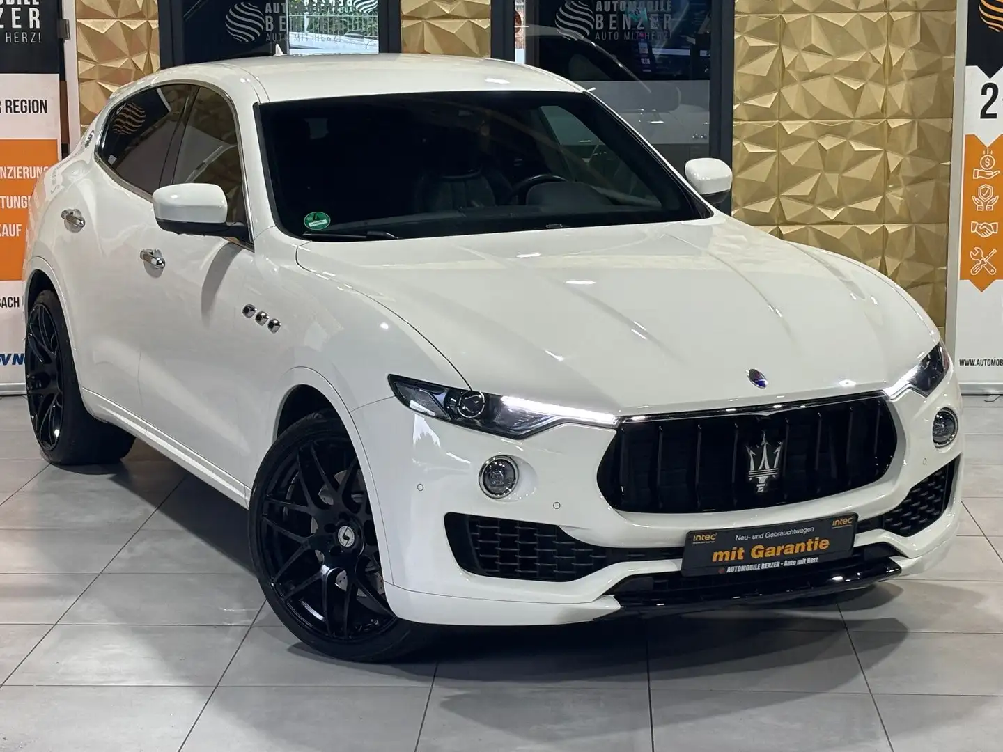 Maserati Levante S/CARBON/HARMAN-KARDON/KAMERA/BRD Weiß - 2
