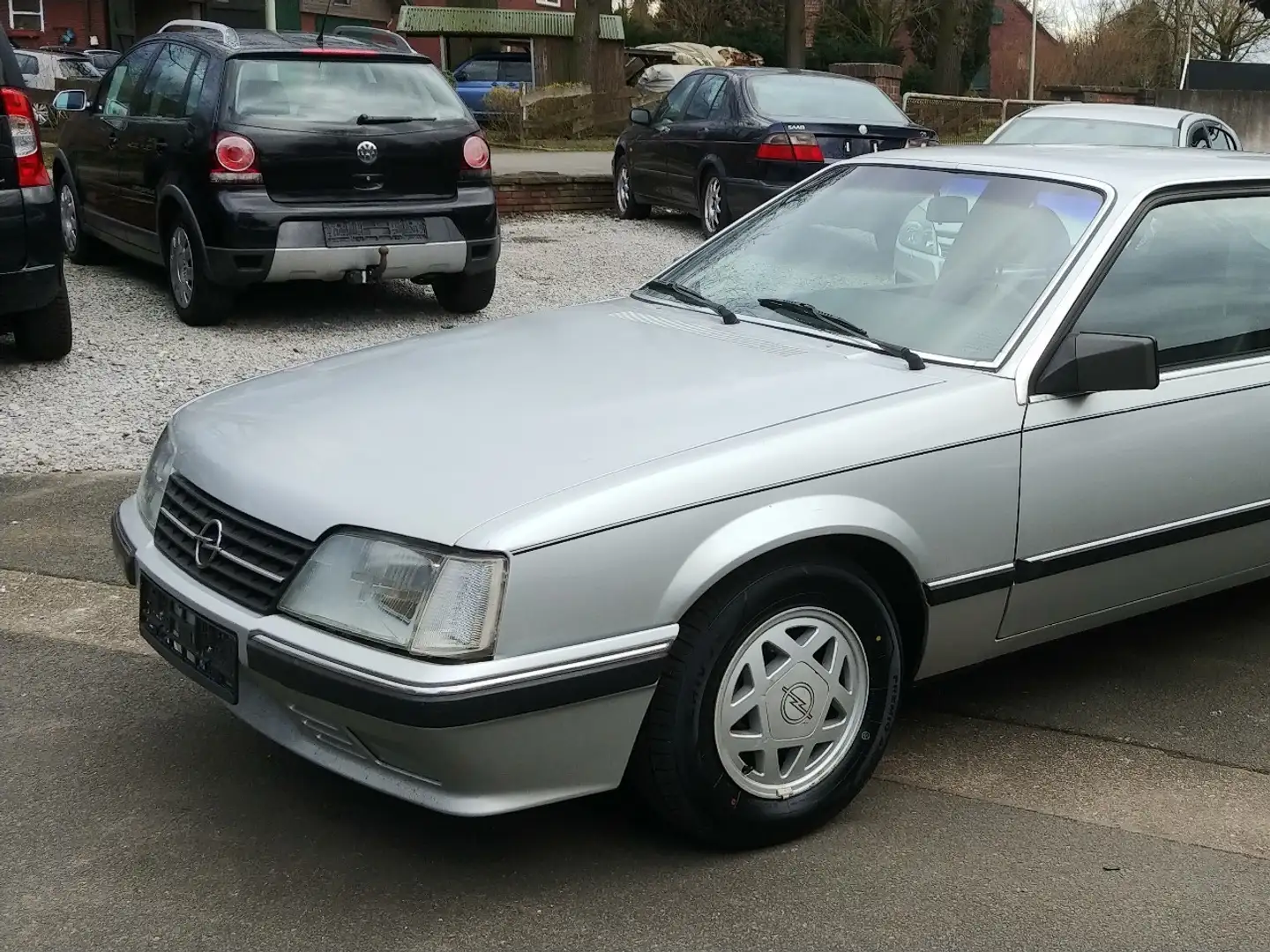 Opel Monza A  TÜV NEU Zilver - 2