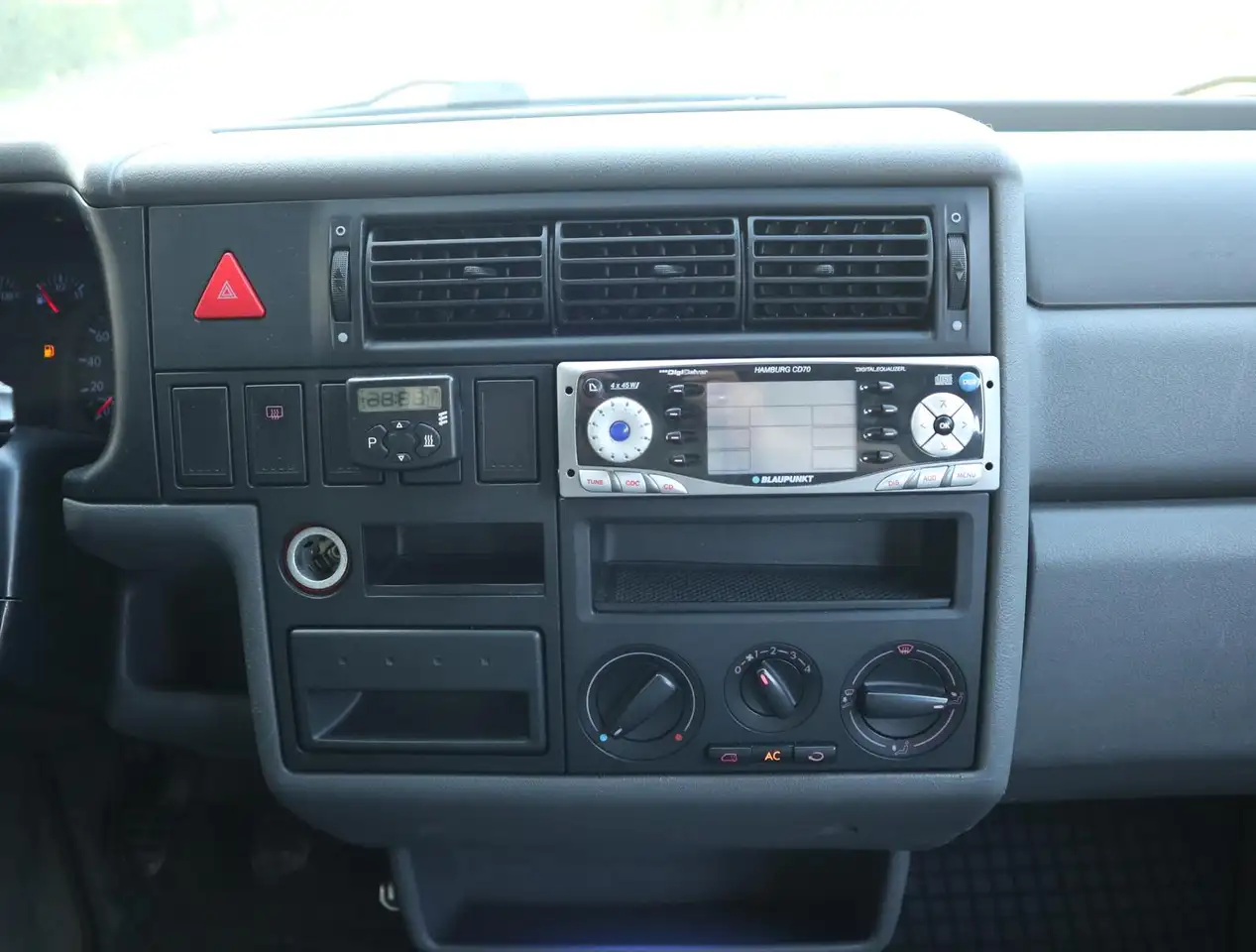 Volkswagen T4 Caravelle 2.5 TDI 8-Sitzer TEMP AHK STANDH, foto 8