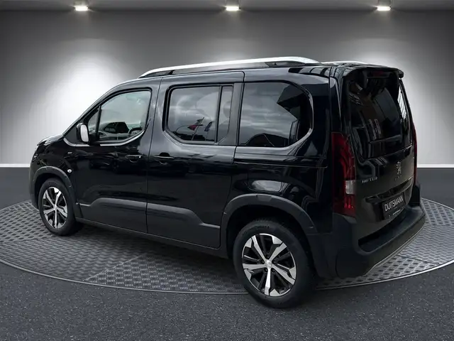 Peugeot Rifter view 3