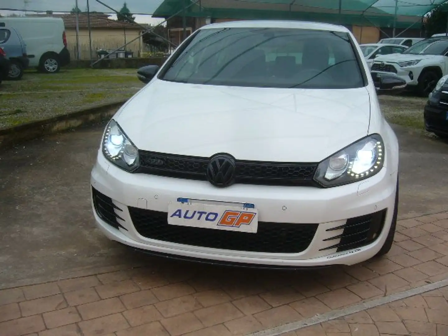 Volkswagen Golf GTD 2.0 TDI.... 170hp Bílá - 1