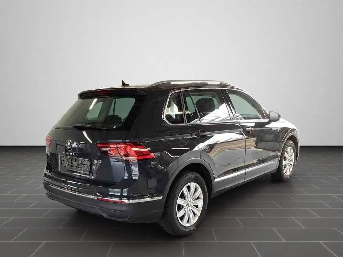 Volkswagen Tiguan 1.5 TSI PDC/LED/Sitzheizung vo./u.v.m. Grau - 2