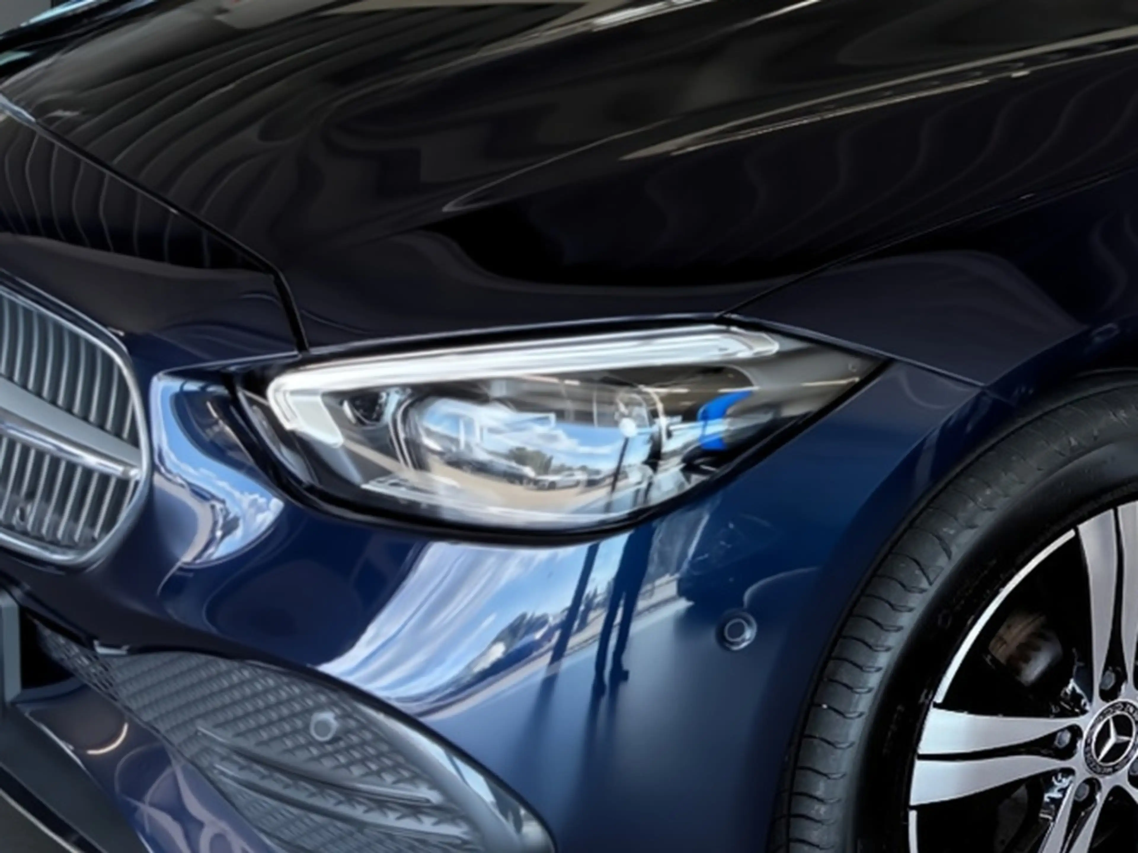 Mercedes-Benz C 300 e T AVANTGARDE+360°+LED+AMBI+TOTW+DIST+AHK — photo 14