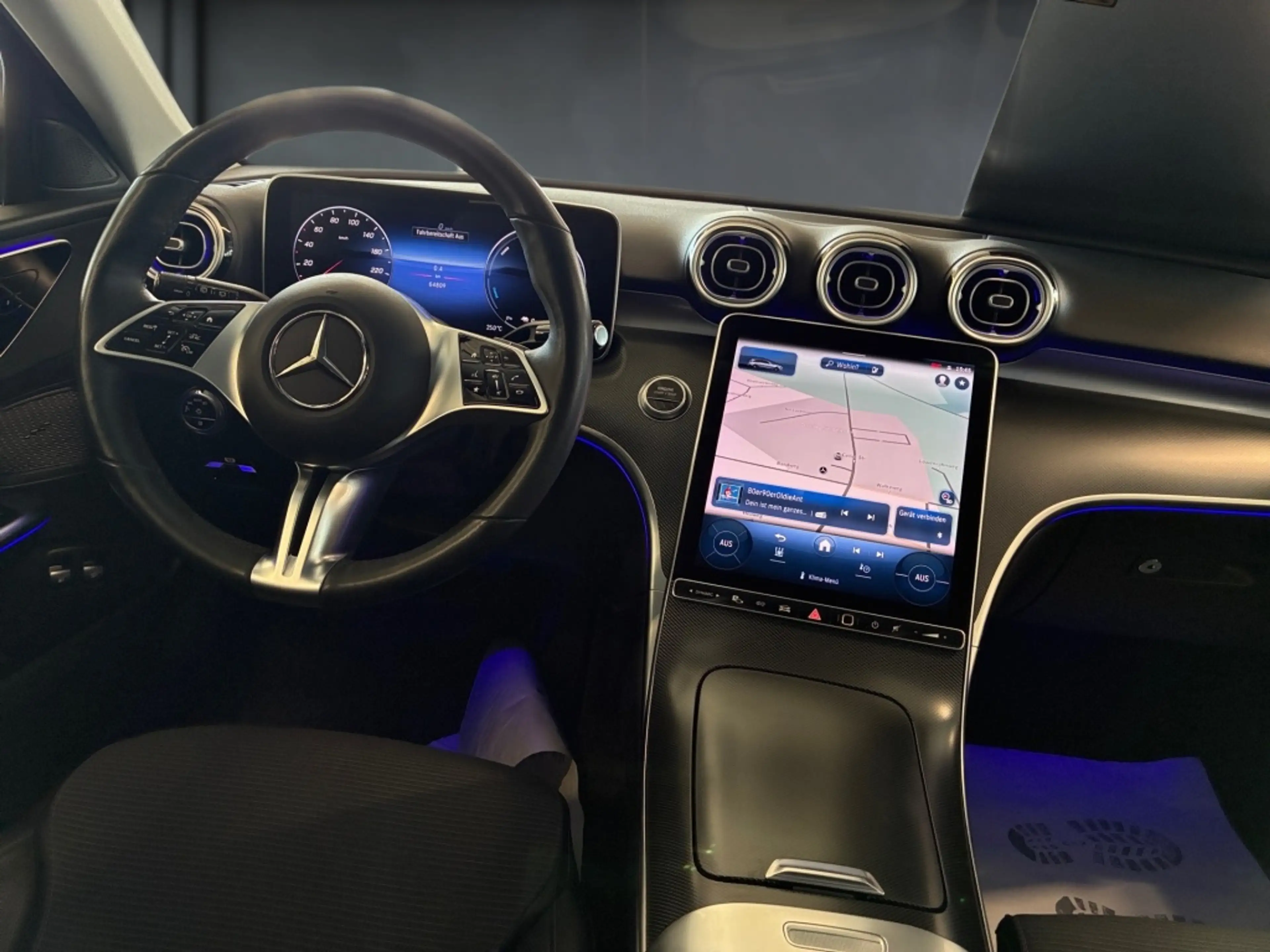 Mercedes-Benz C 300 e T AVANTGARDE+360°+LED+AMBI+TOTW+DIST+AHK — photo 7