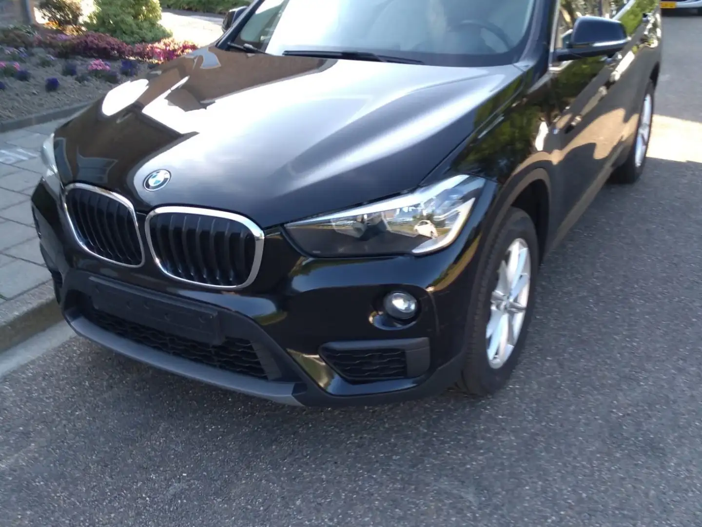 BMW X1 sDrive18d Panorama dak. - 1