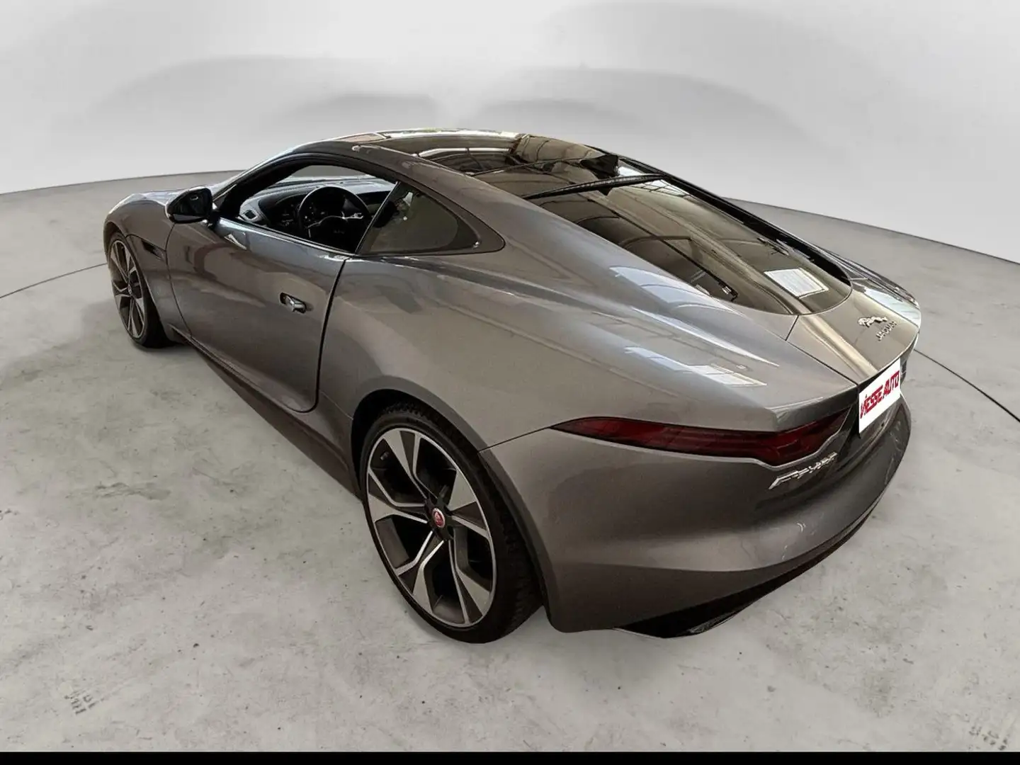 Jaguar F-Type F-Type 2020 2.0 i4 R-Dynamic 300cv FIRST EDITION Gris - 1